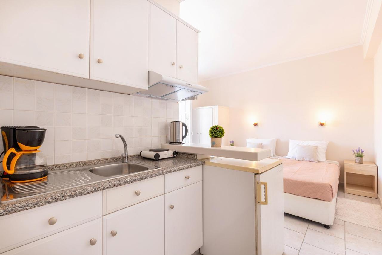 Albatross Apartments By Konnect, Ipsos Corfu Bagian luar foto