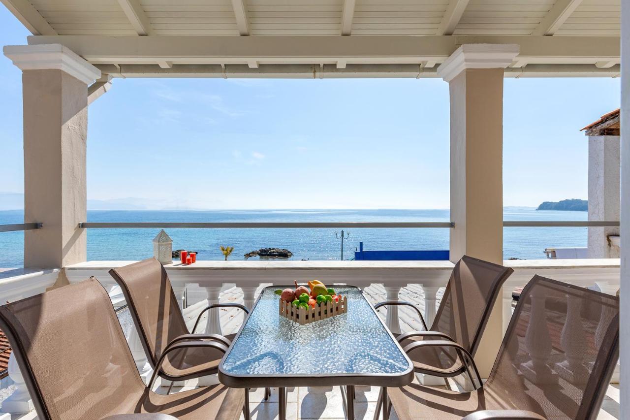 Albatross Apartments By Konnect, Ipsos Corfu Bagian luar foto